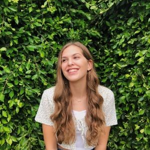Meet your Posher, Vanessa